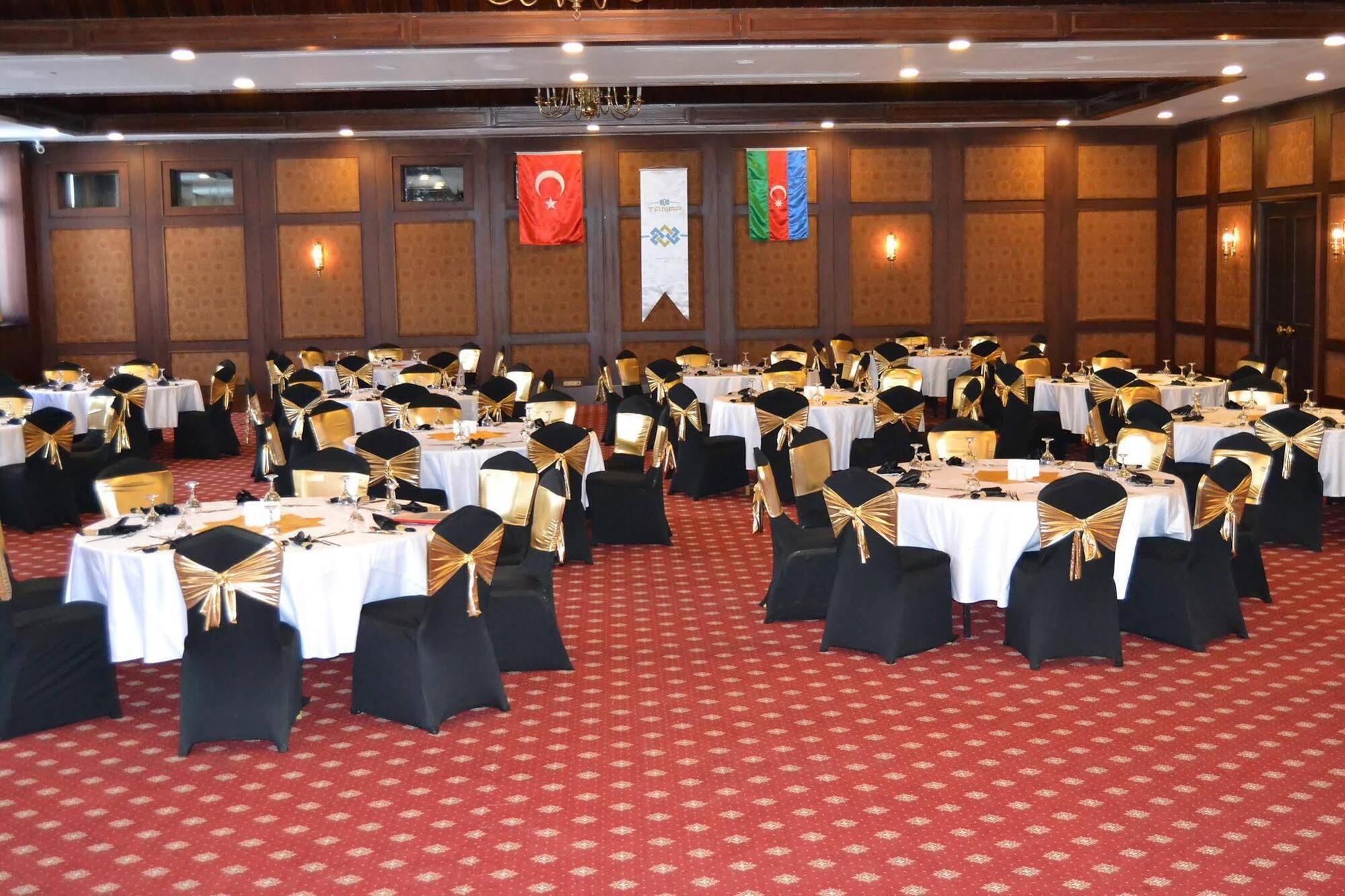 Ekinata Grand Toprak Hotel Sarıkamış Bagian luar foto